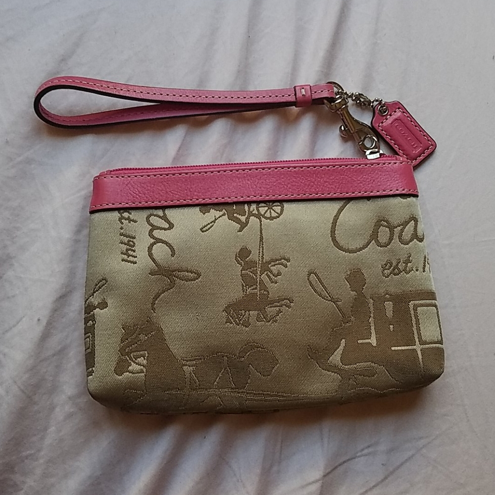 Coach Horse & Carriage Pink & Tan Wristlet - Picture 5 of 11